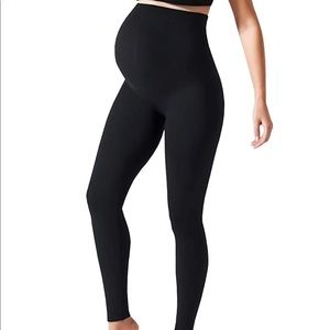 Maternity stretch leggings
